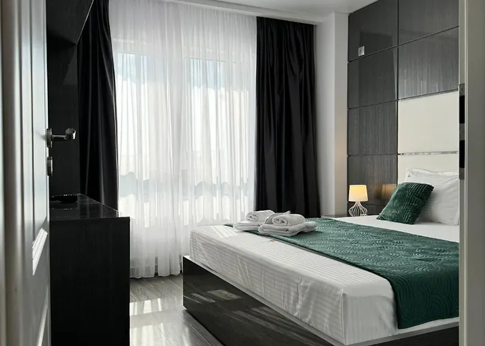 Lägenhet Part Of Glamap With Park