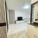 Part Of Glamap With Park Option Lägenhet Bukarest