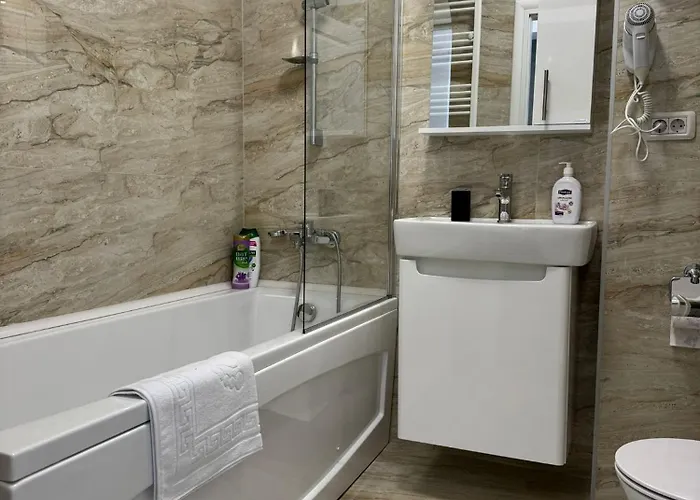 아파트 Part Of Glamap With Park 부쿠레슈티